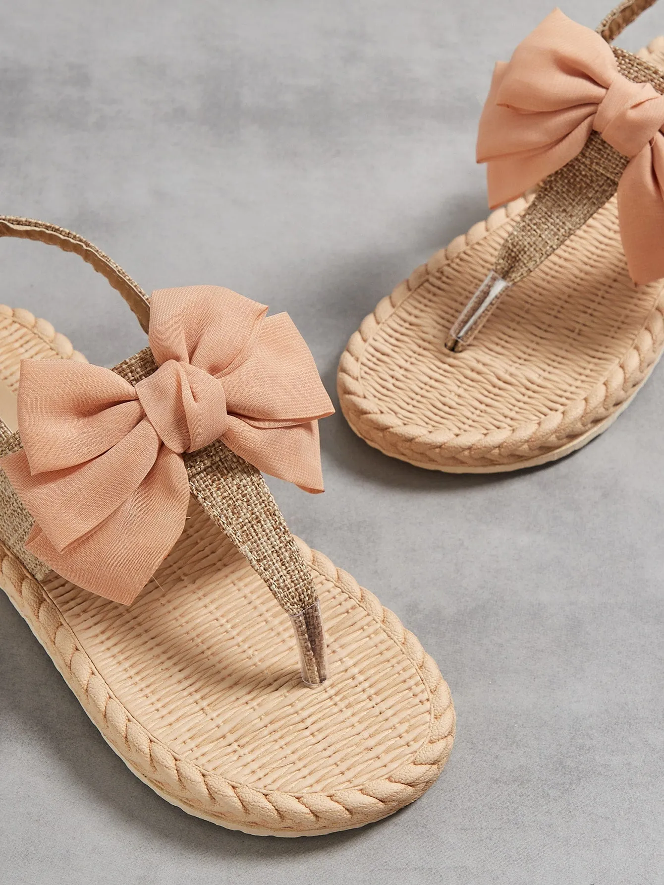 1 Pair Solid Color Bow-Knot Embellished Fashionable Flat Sandals