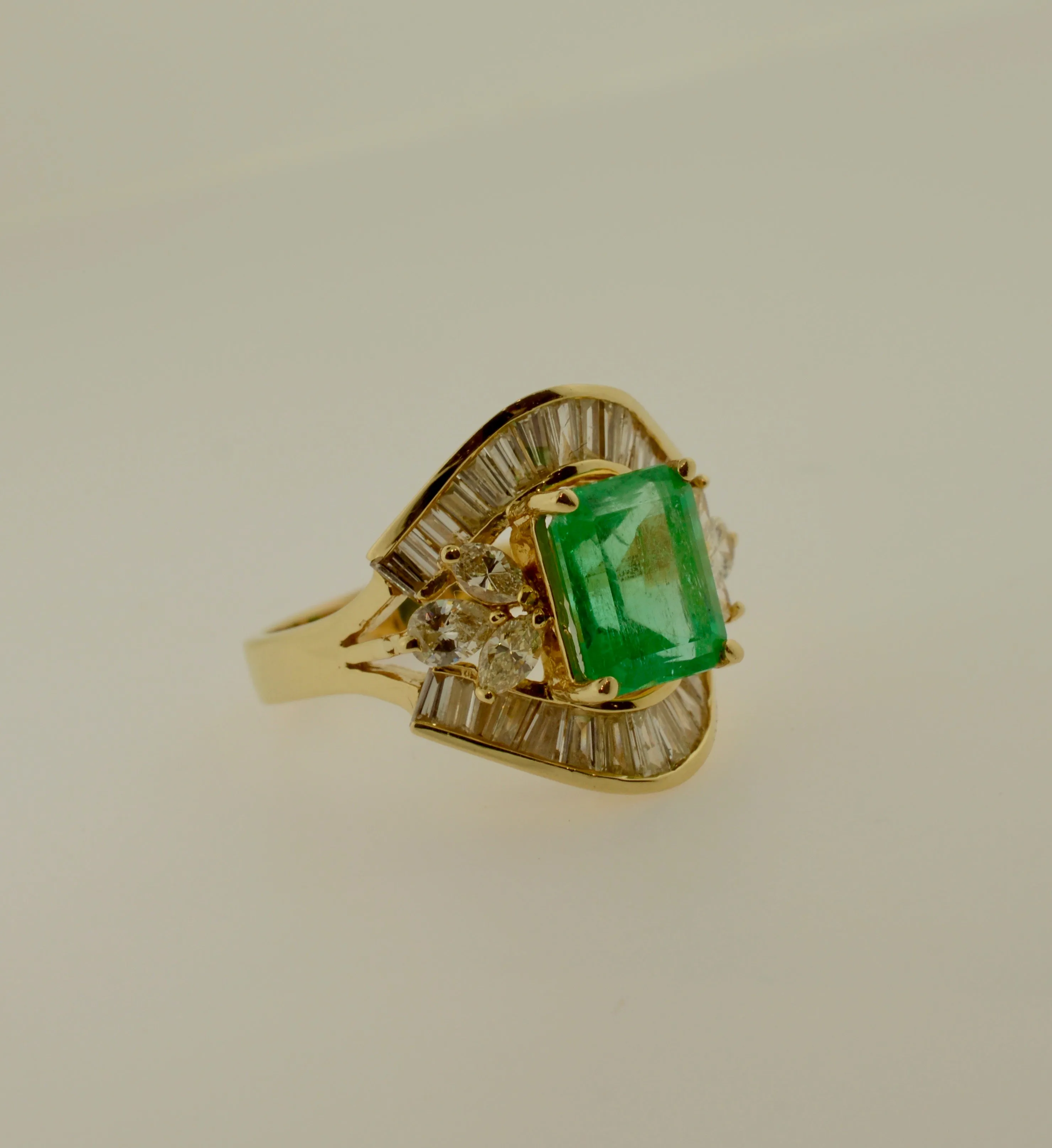 14K Yellow Gold Genuine Emerald And Diamond Ring