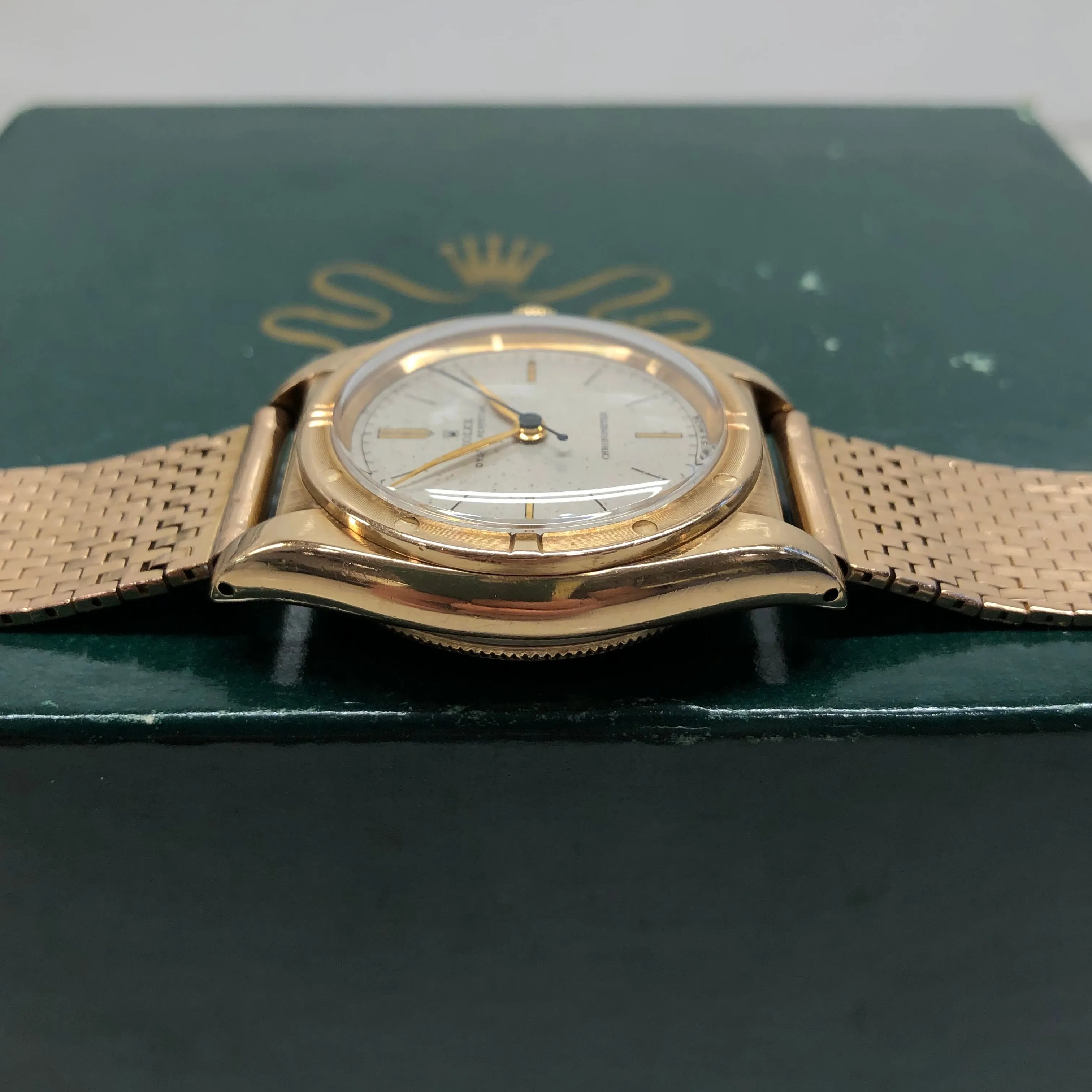 1946 Rolex Oyster Perpetual Bubbleback 3372 Chronometer 14K Yellow Gold Automatic Wristwatch