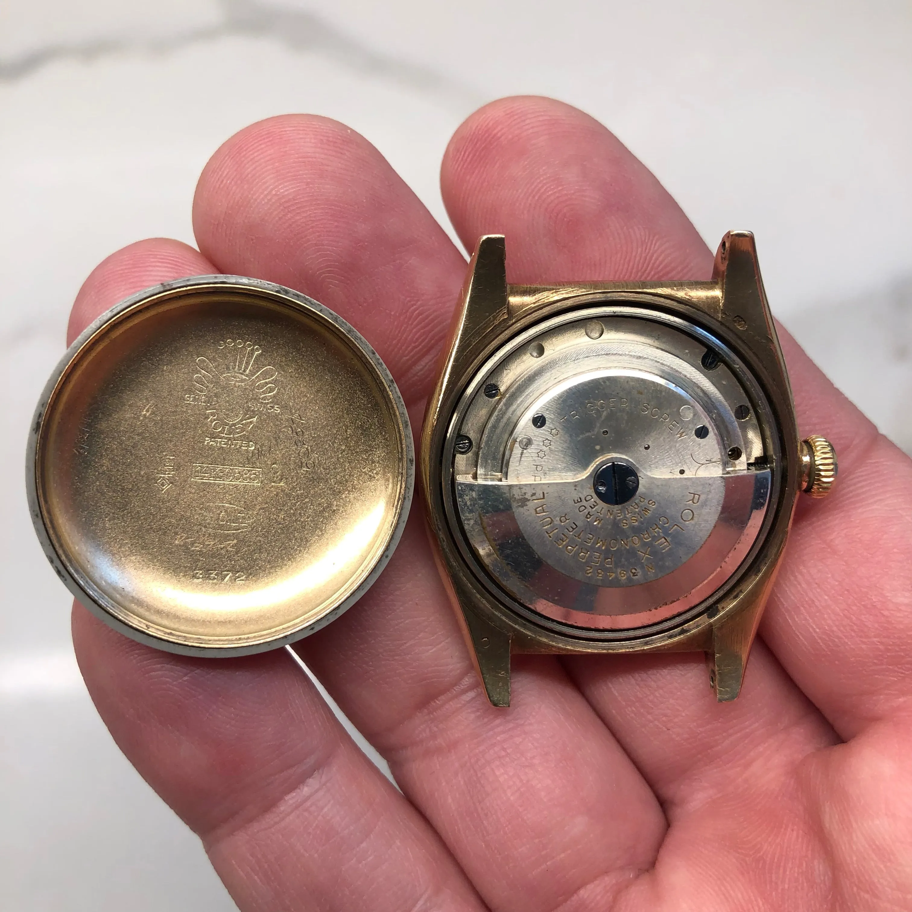1946 Rolex Oyster Perpetual Bubbleback 3372 Chronometer 14K Yellow Gold Automatic Wristwatch