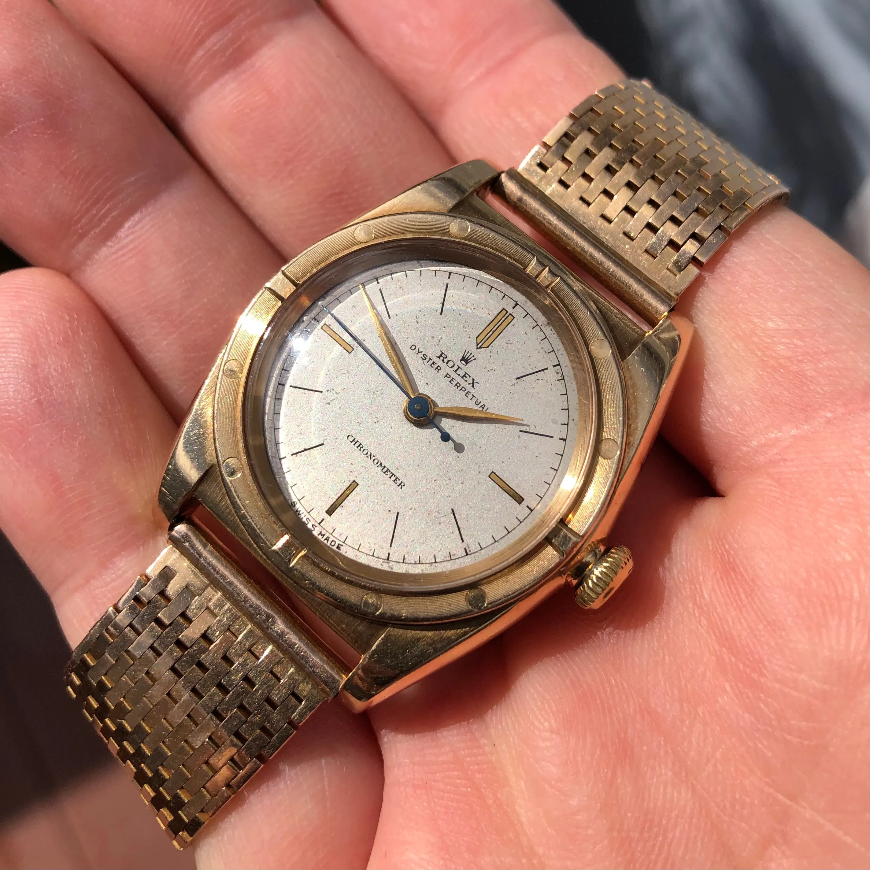 1946 Rolex Oyster Perpetual Bubbleback 3372 Chronometer 14K Yellow Gold Automatic Wristwatch