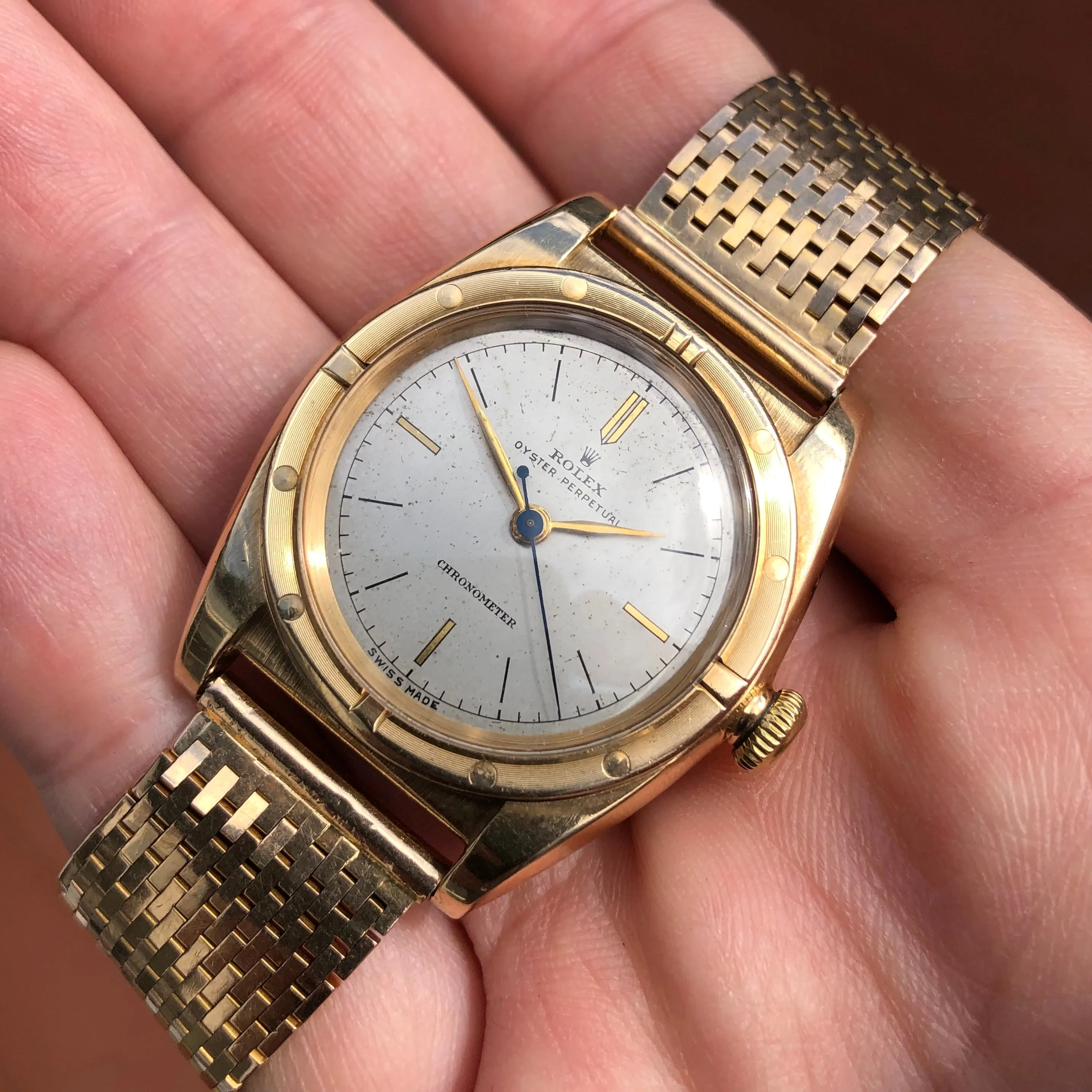 1946 Rolex Oyster Perpetual Bubbleback 3372 Chronometer 14K Yellow Gold Automatic Wristwatch