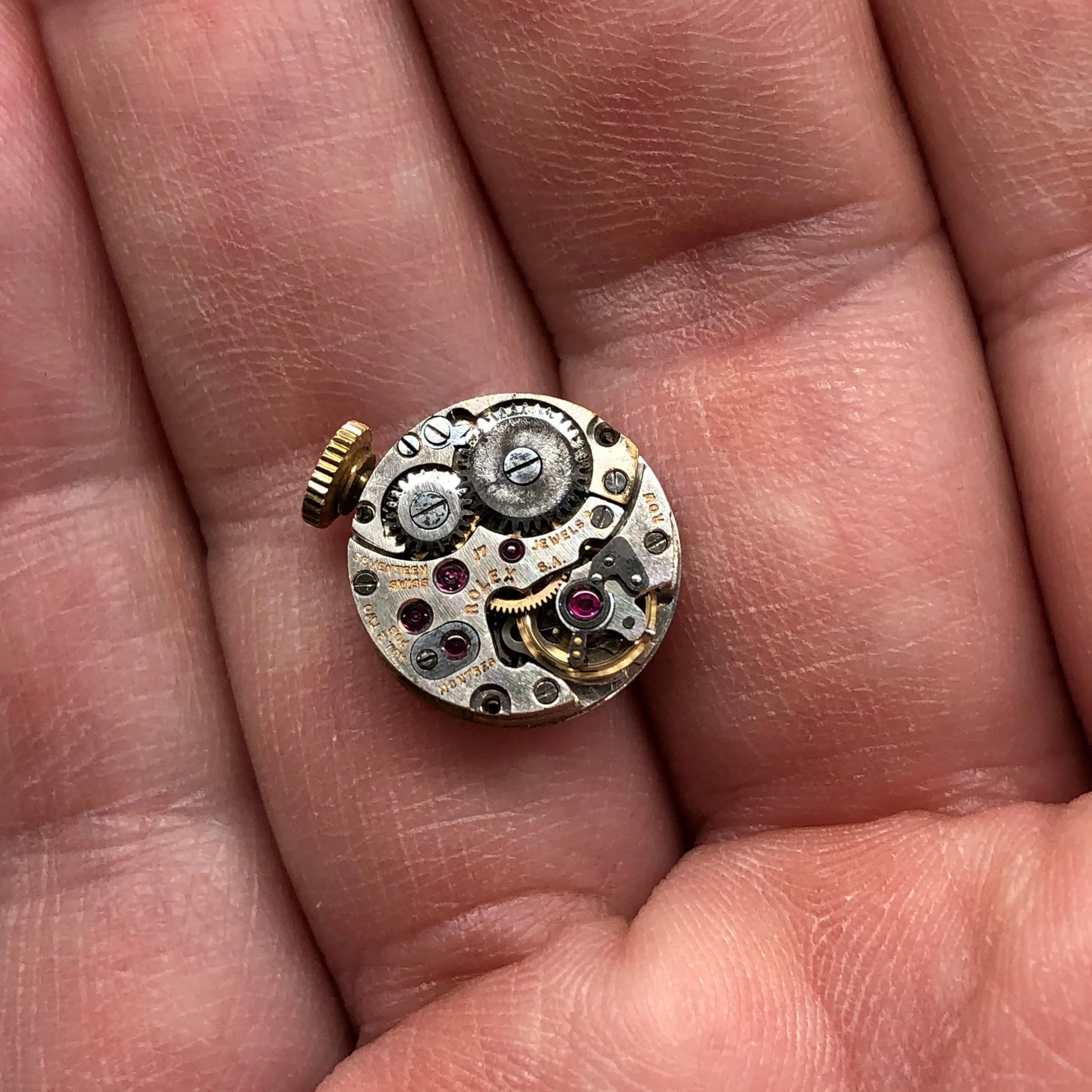 1950s Rolex Precision 00008 White Waffle Star Dial 18K Yellow Gold Cocktail Dress Wristwatch