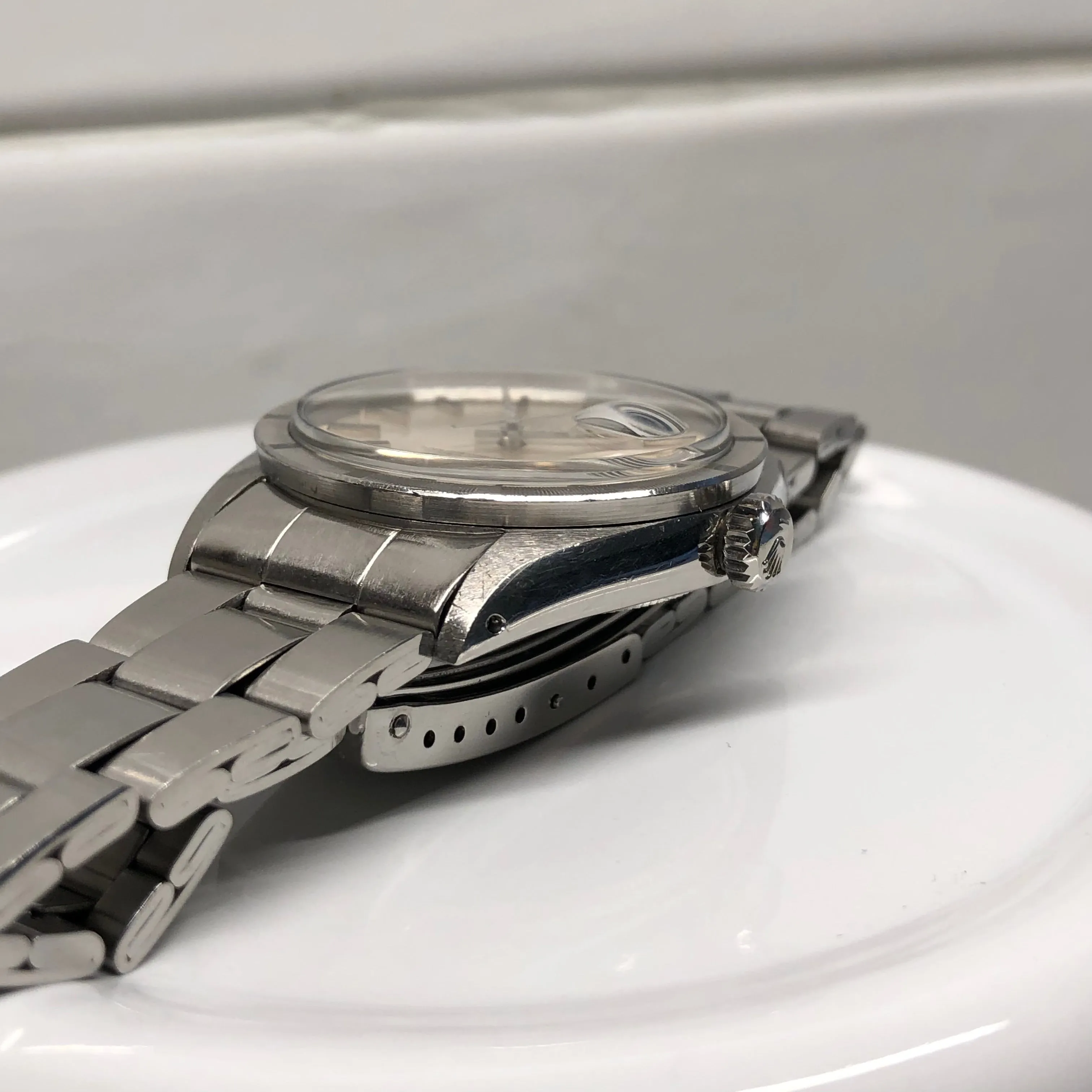 1970 Rolex Date 1501 Steel Engine Turned Oyster Silver Dial Wristwatch with PX Store Recepit and Punched Papers