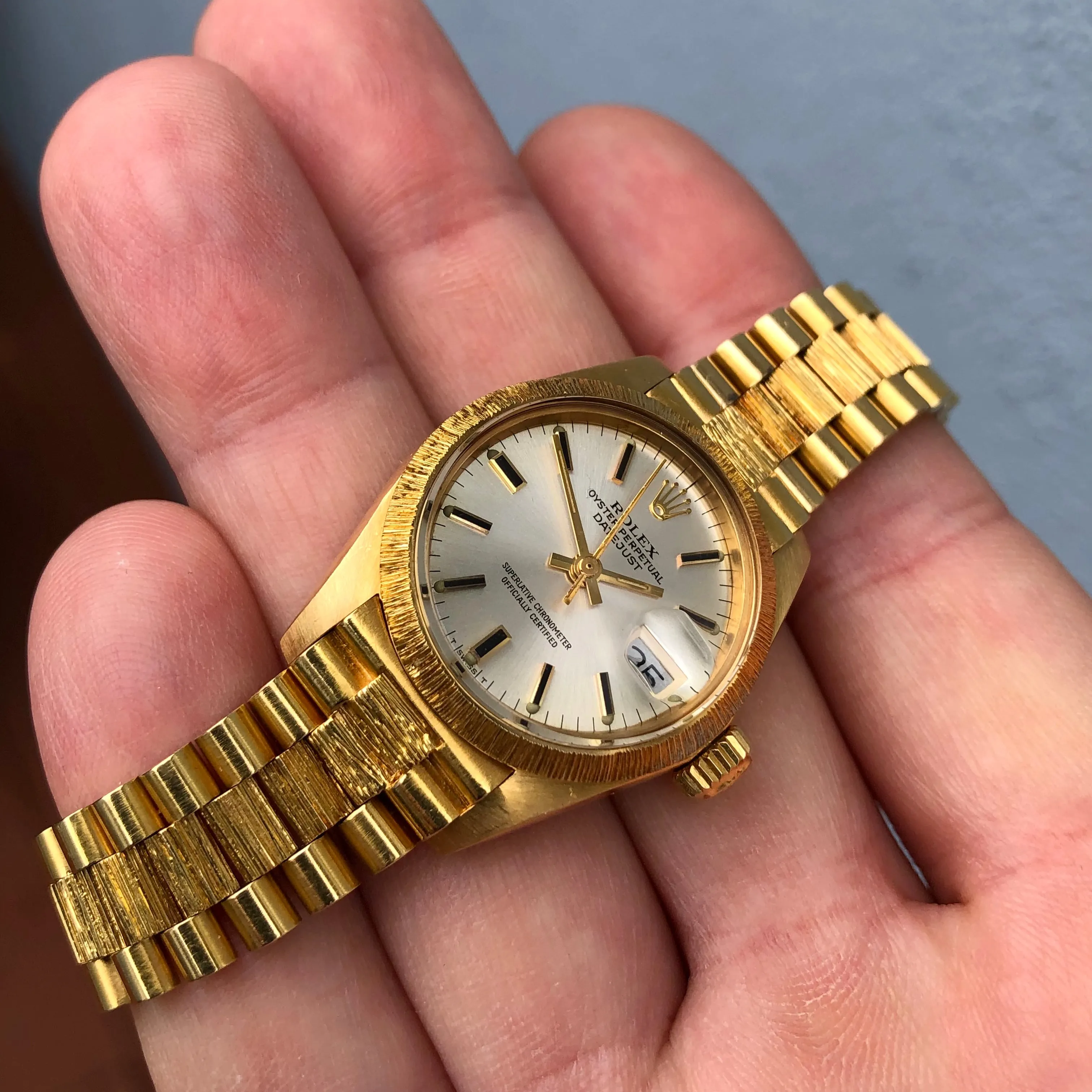1979 Vintage Rolex Ladies Datejust 6927 President Bark 18K Yellow Gold 26mm Wristwatch