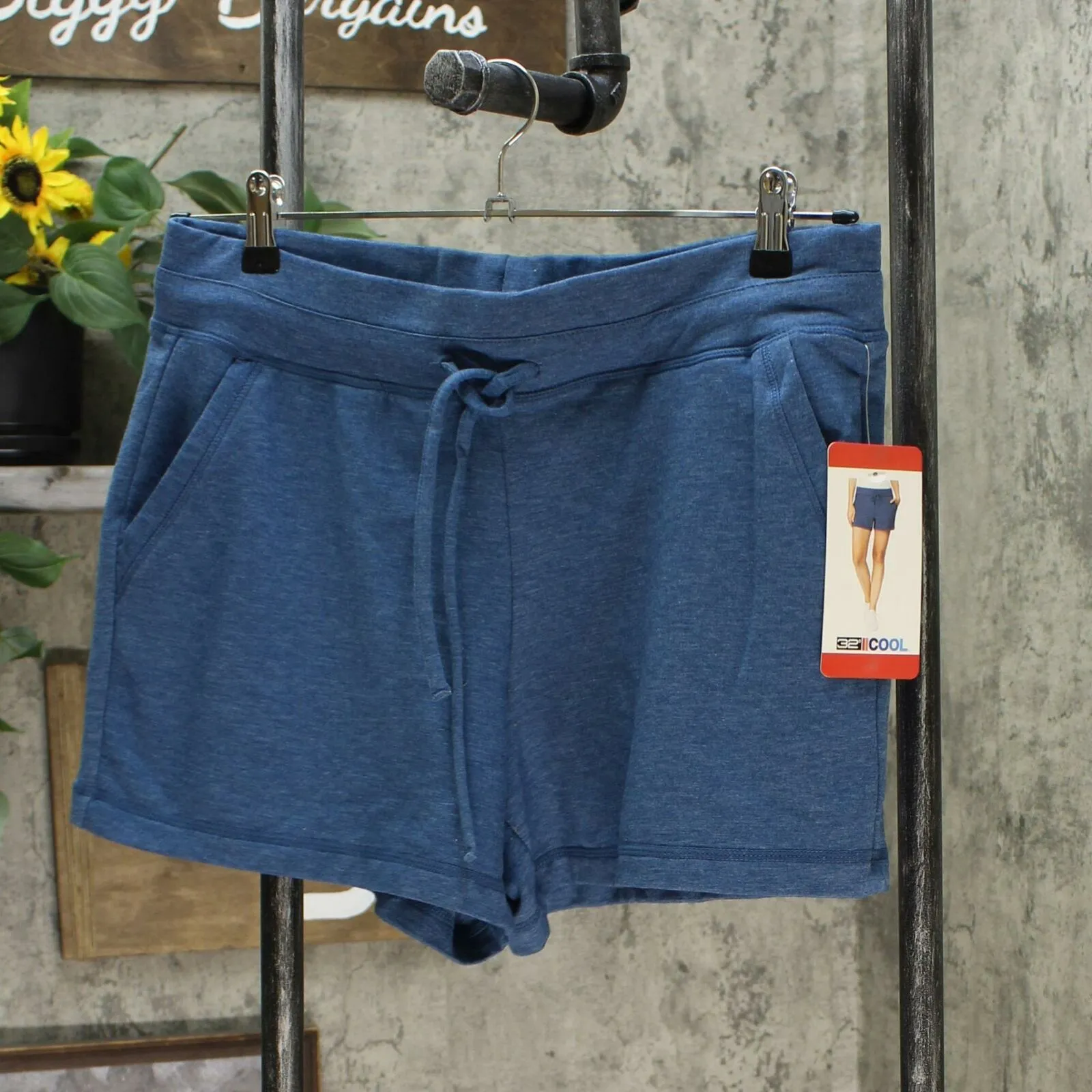 32 Degrees Cool Women's Lightweight Fleece Sweatshorts