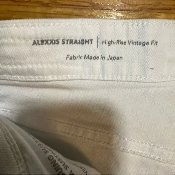 AG Adriano Goldschmied Women's Alexxis Vintage High Rise Straight Jean 26R (I)