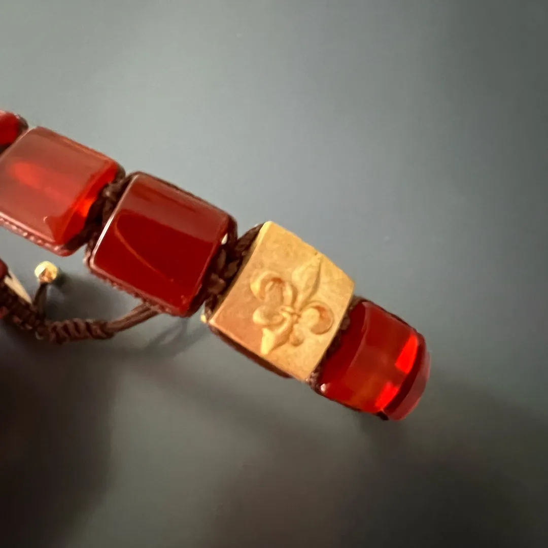 Agate Stone Solid Gold Fleur de Lis Woven Bracelet