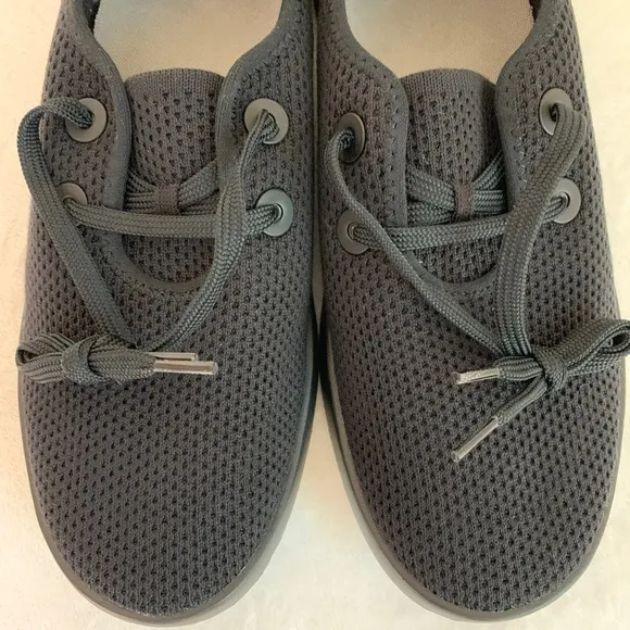Allbirds Tree Skippers in Natural Black Women's Sz 11