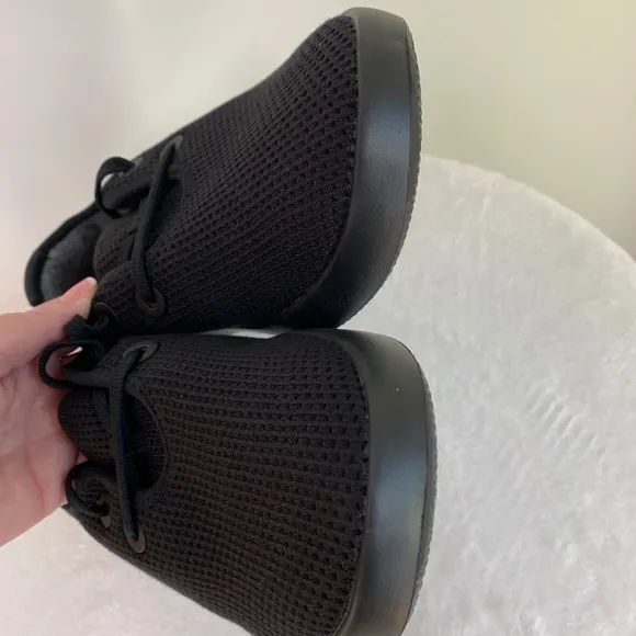 Allbirds Tree Skippers in Natural Black Women's Sz 11