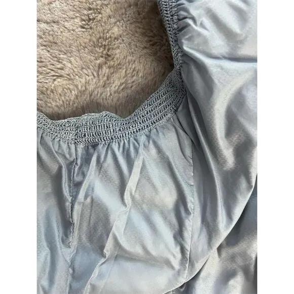 Athleta Women's Silver Puffer Vest M Lightweight Packable Quilted