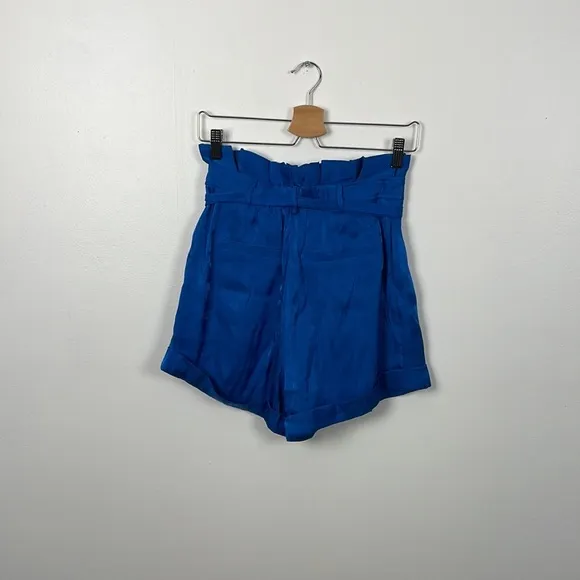 Bebe foiled paper bag shorts women's size 6 front pocket cuff hem detached belt