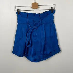 Bebe foiled paper bag shorts women's size 6 front pocket cuff hem detached belt