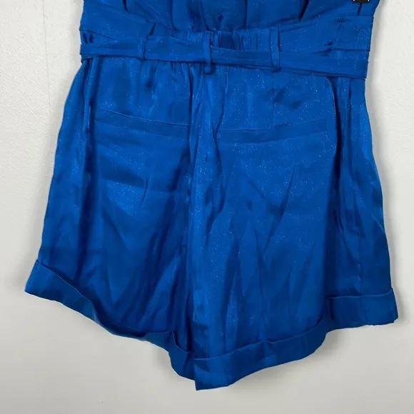 Bebe foiled paper bag shorts women's size 6 front pocket cuff hem detached belt