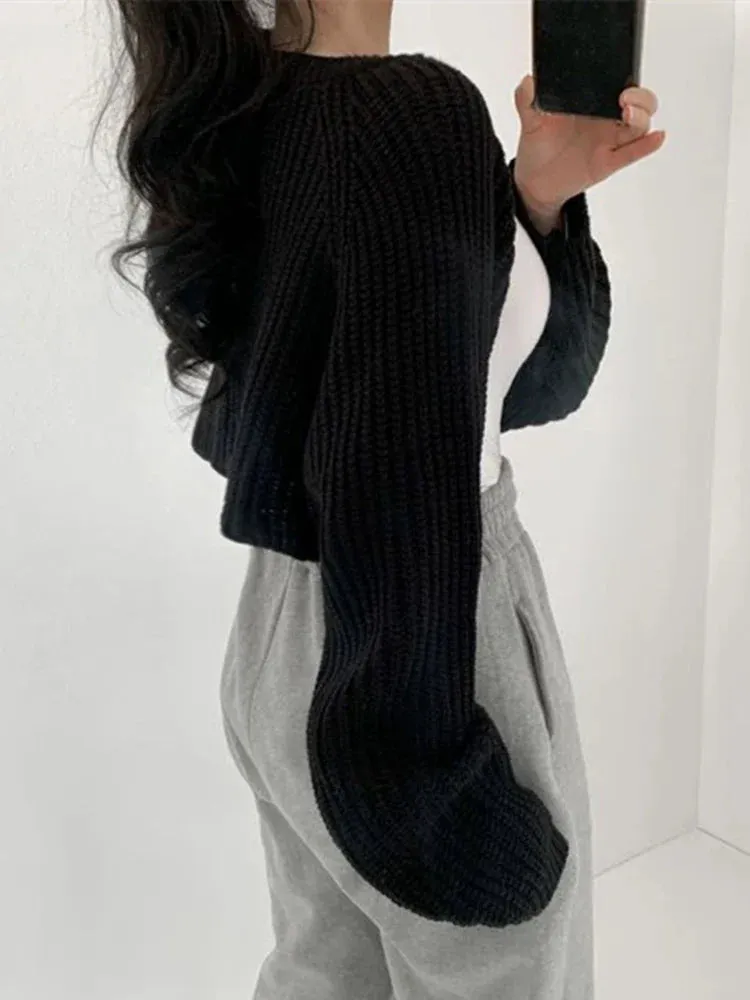 Cardigan Lira™ | Women's Knitted Poncho | Summer Lightweight, Vintage-Inspired, Minimalist Design