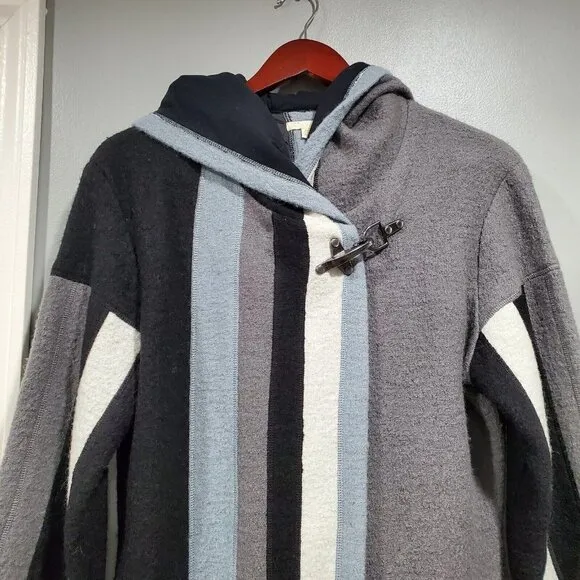 Carson Women's Gray Black Wool Striped Snap Front Hooded Jacket Buckle Size M