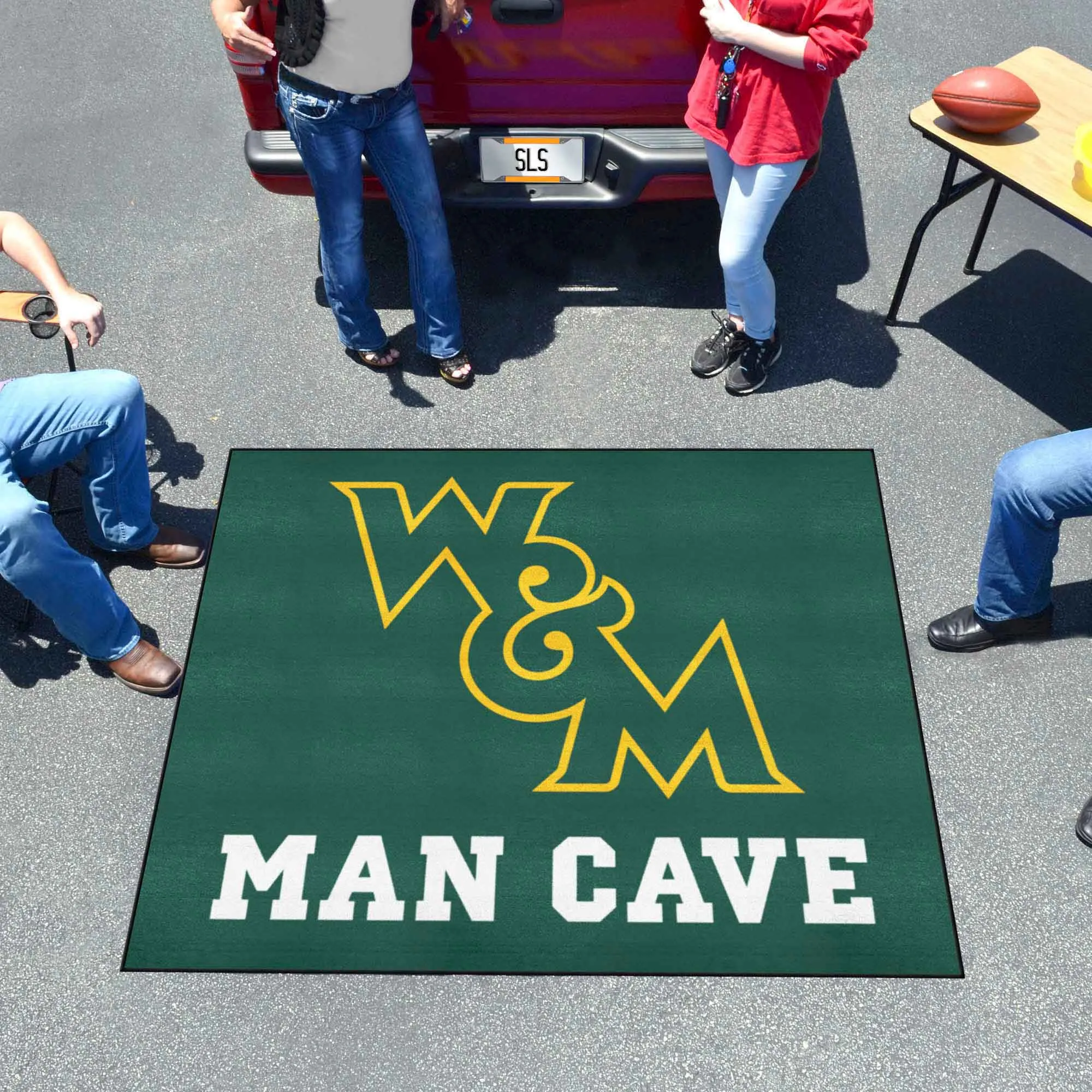 College of William & Mary Man Cave Tailgater