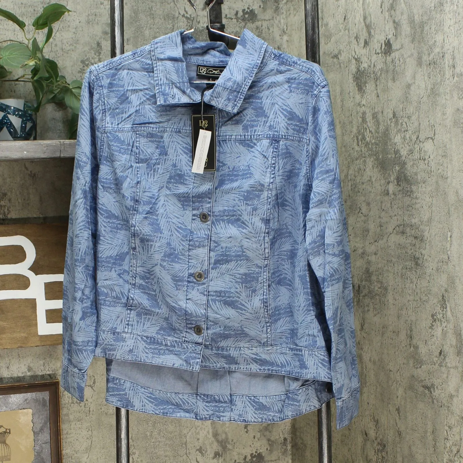 DG2 by Diane Gilman Women's Lightweight Chambray Jacket