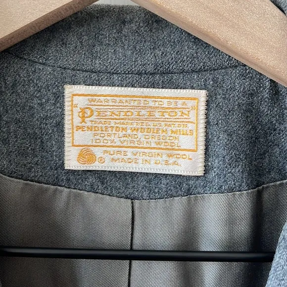 EUC Vintage Pendleton 100% Virgin Wool Gray Women's Blazer Jacket size 14
