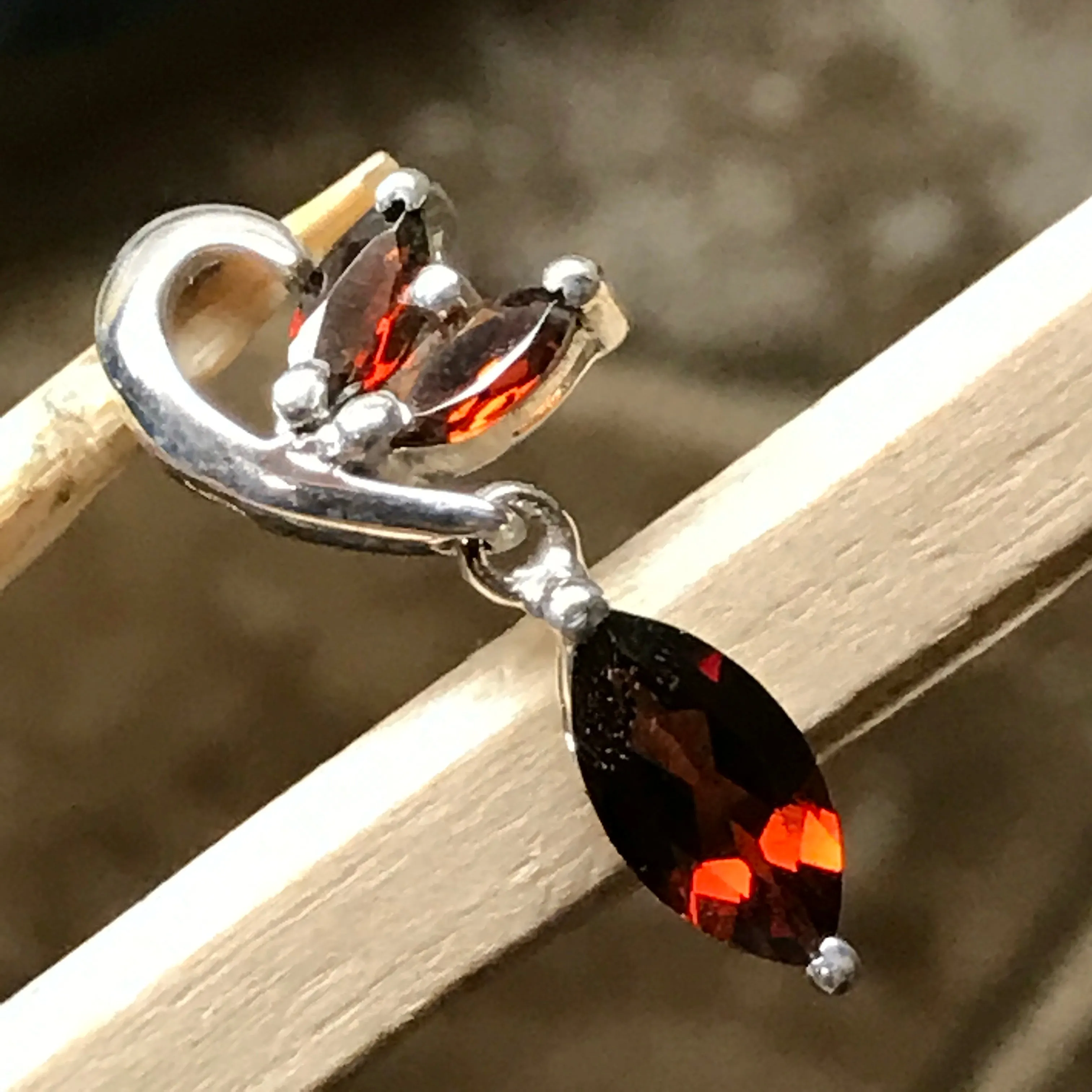 Genuine 1.25ct Garnet 925 Solid Sterling Silver Pendant 26mm