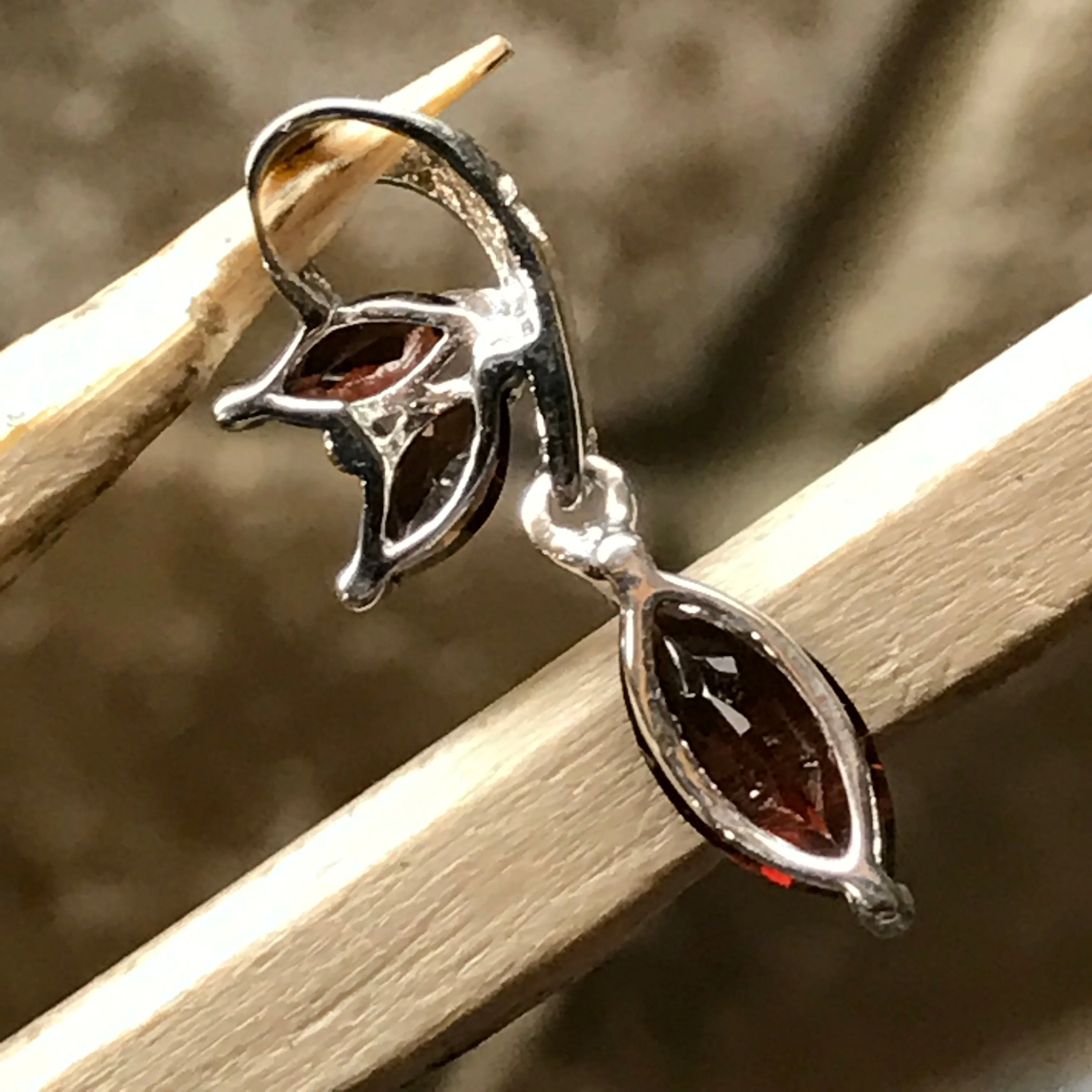 Genuine 1.25ct Garnet 925 Solid Sterling Silver Pendant 26mm