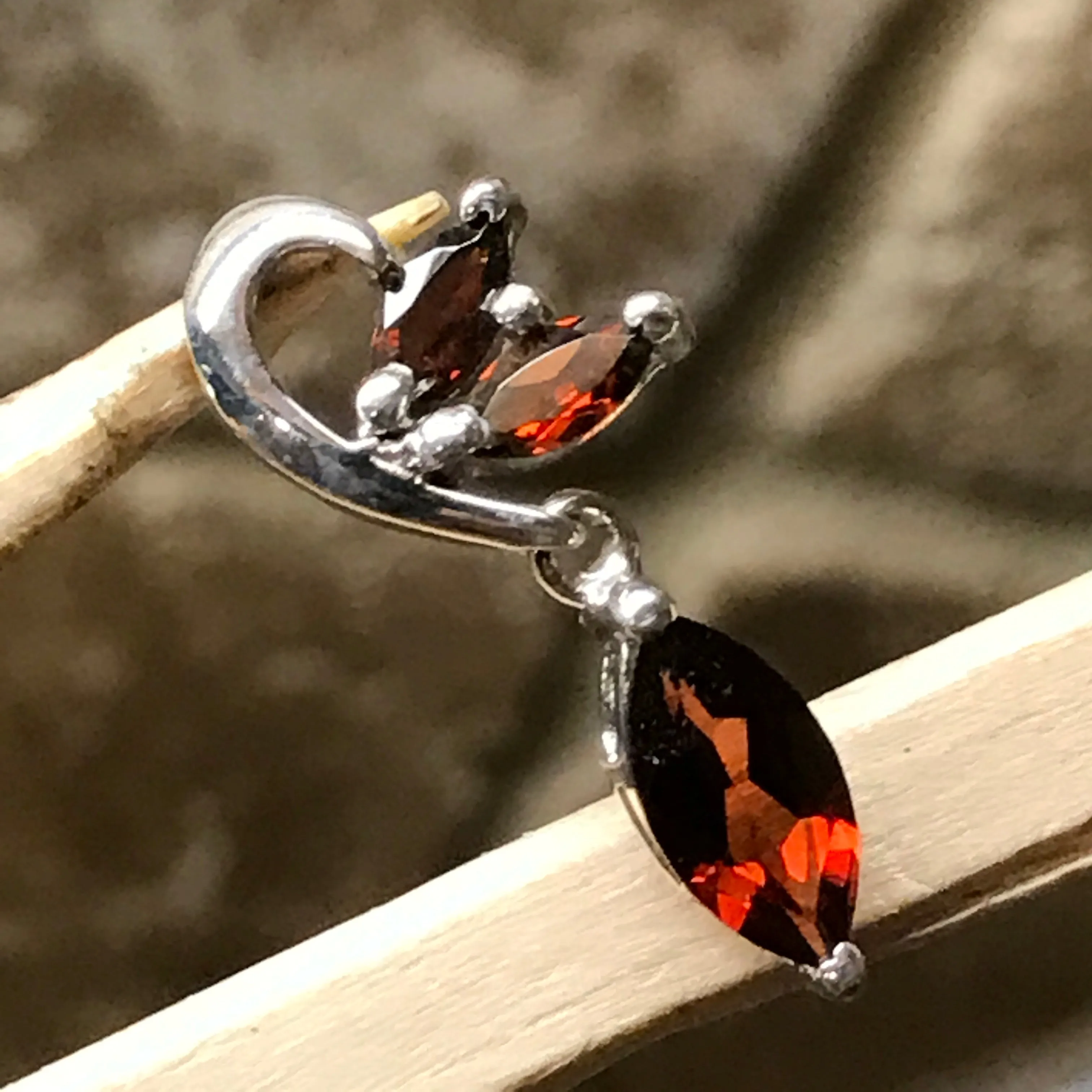 Genuine 1.25ct Garnet 925 Solid Sterling Silver Pendant 26mm