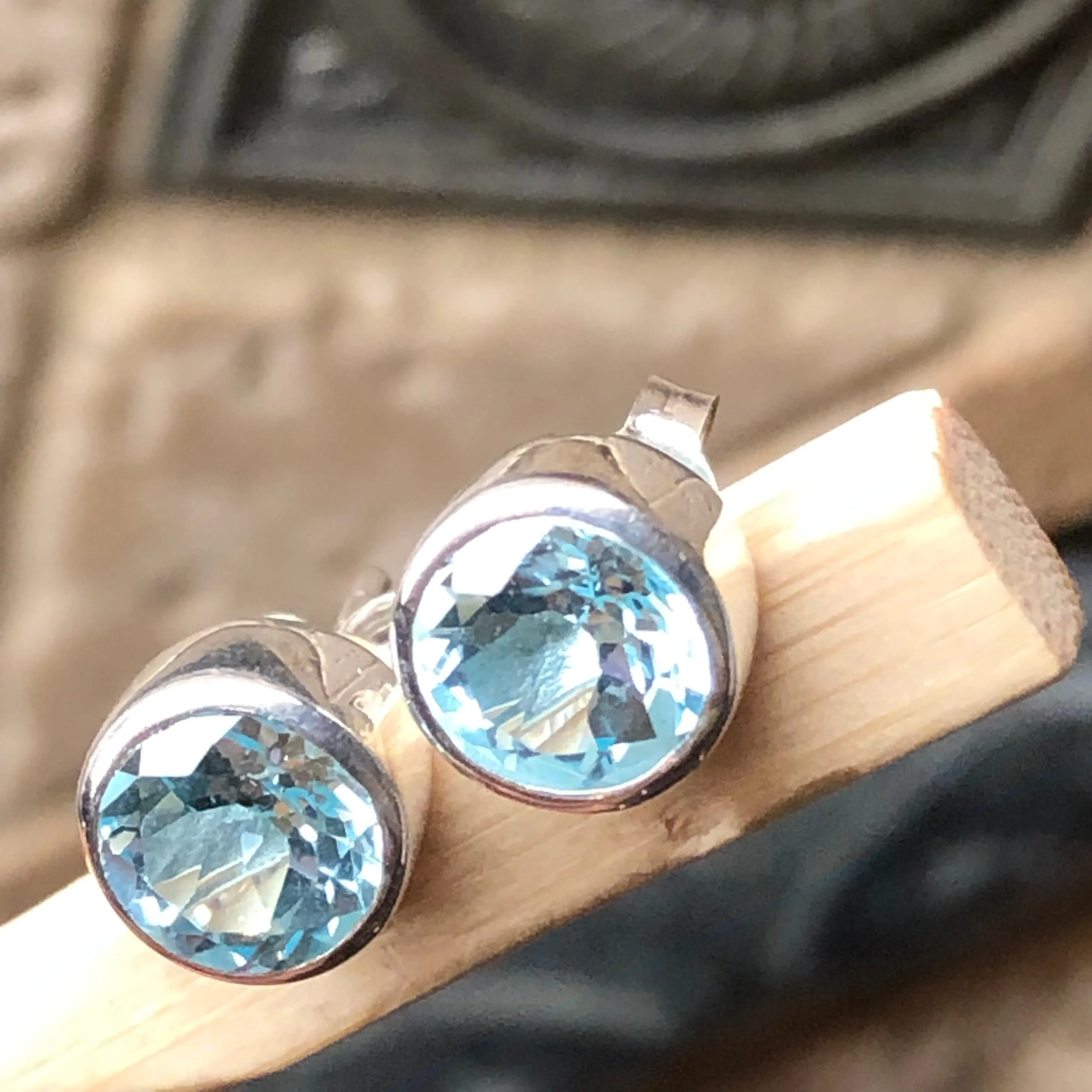 Genuine 2ct Blue Topaz 925 Solid Sterling Silver Earrings 7mm