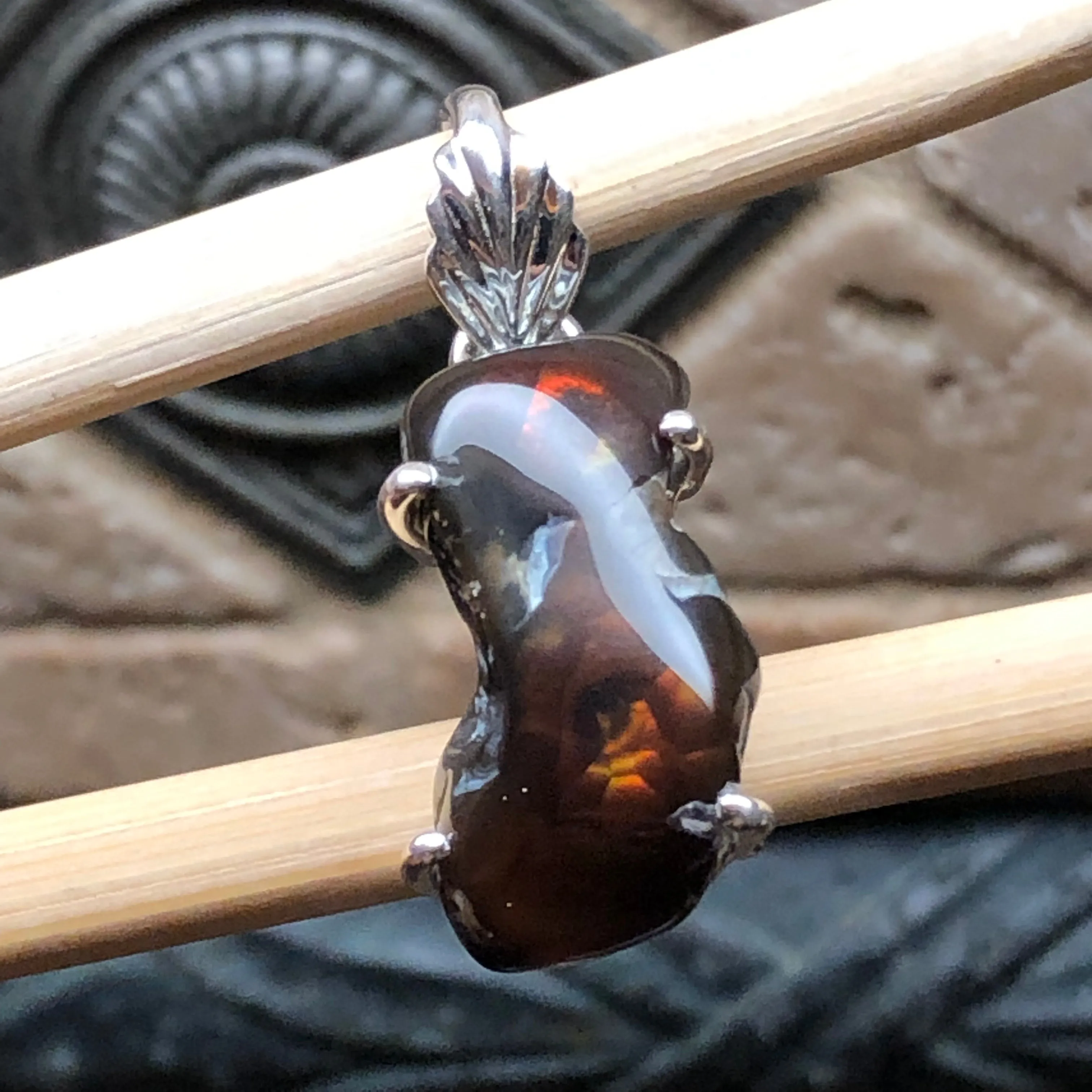 Genuine Mexican Fire Agate 925 Solid Sterling Silver Unisex Pendant 30mm
