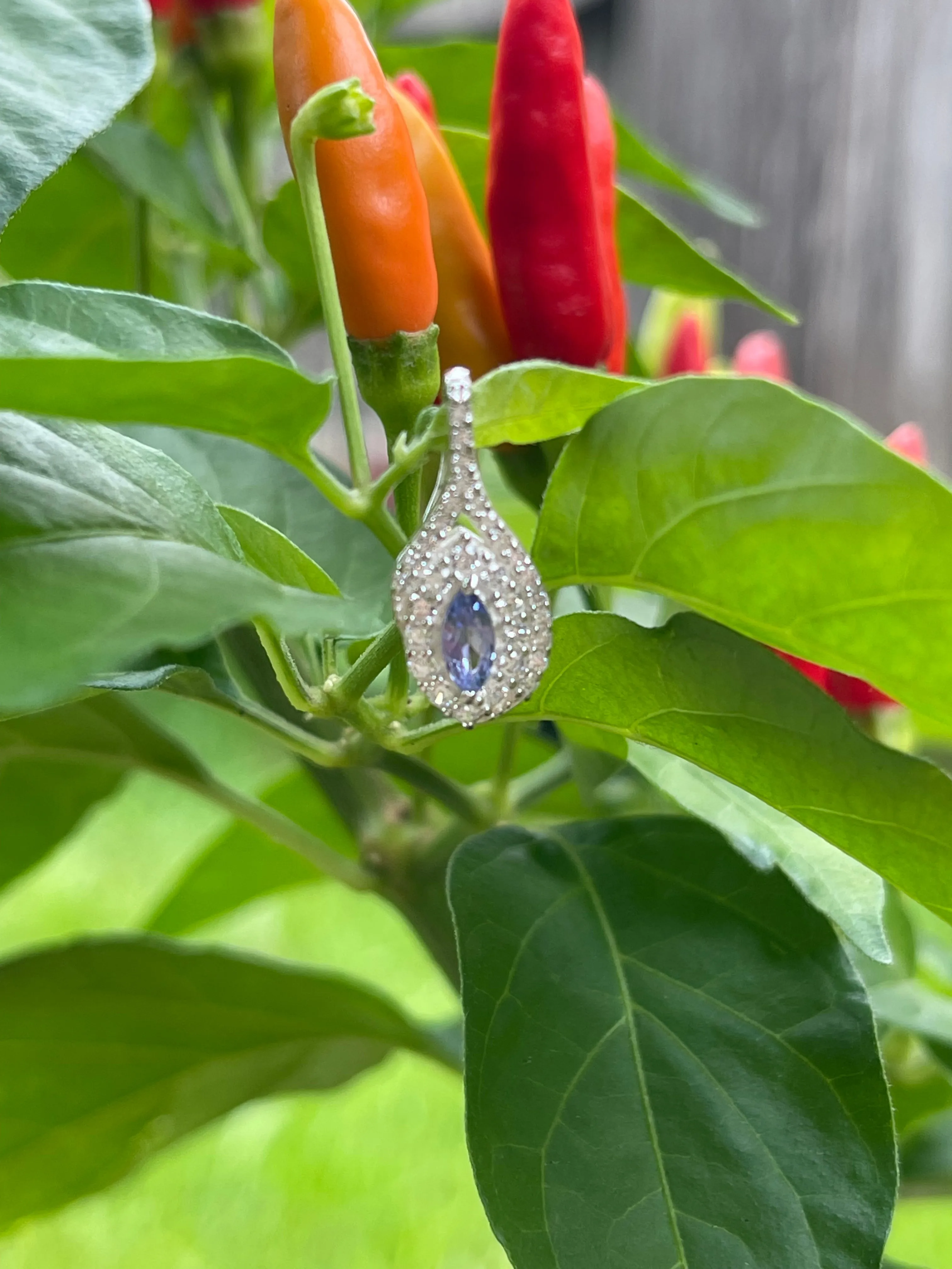 Genuine Tanzanite, White Sapphire 925 Solid Sterling Silver Pendant 18mm