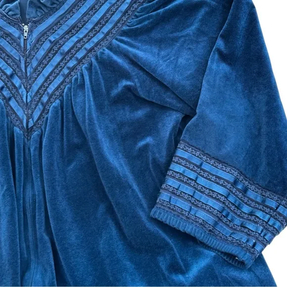 Gilligan O'Malley Vintage Women's Velour Quarter-Zip Long Robe Ruffled Neck