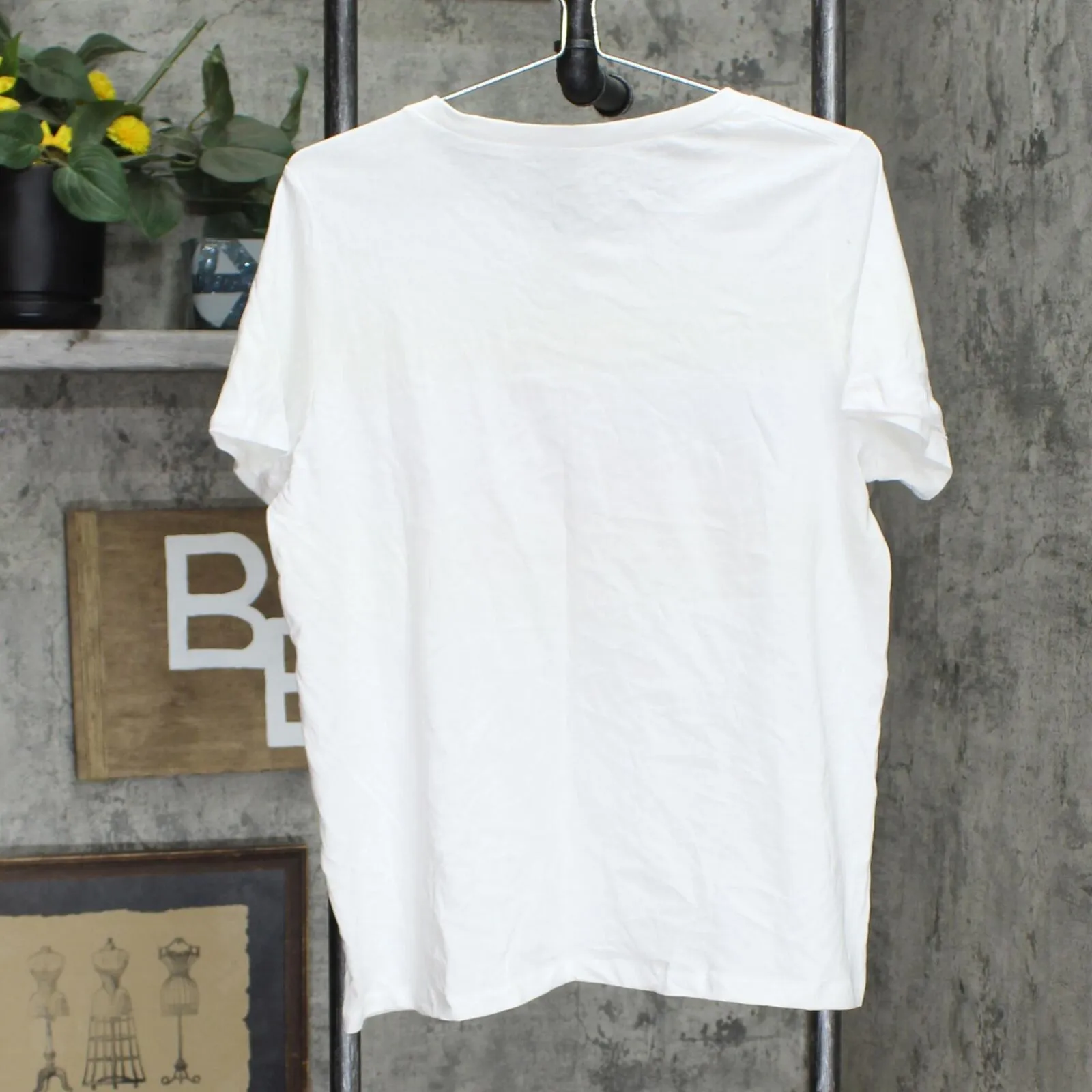 Grayson Threads Women's American Flag Short Sleeve Graphic T-Shirt White XXL