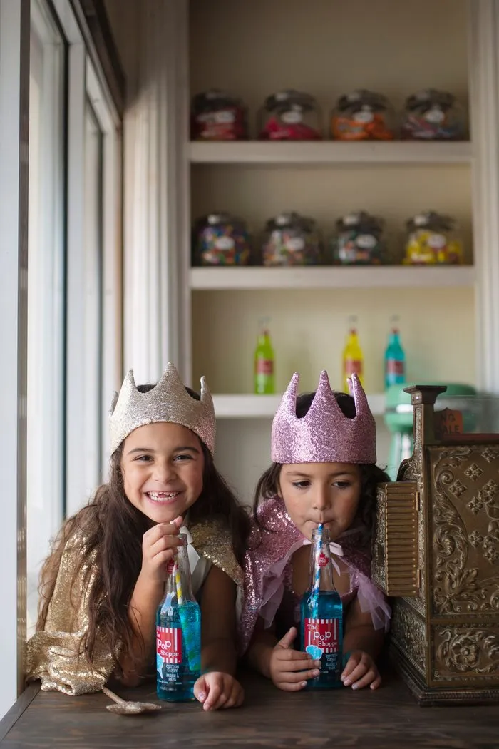 Great Pretenders - Gracious Gold Sequins Crown