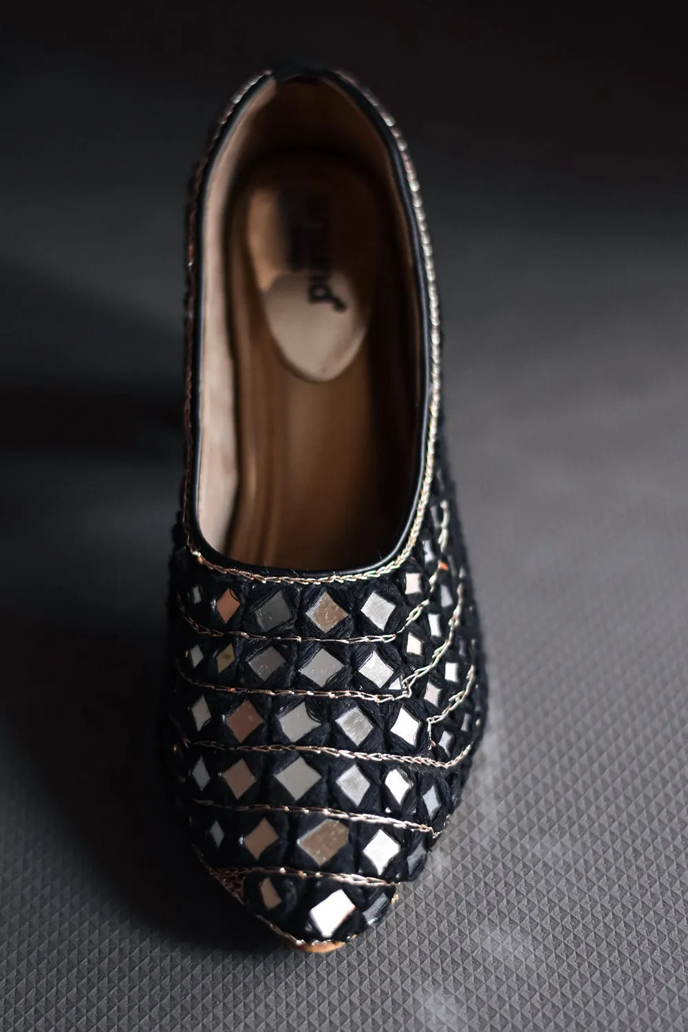 Hand Embroidered Black Pumps