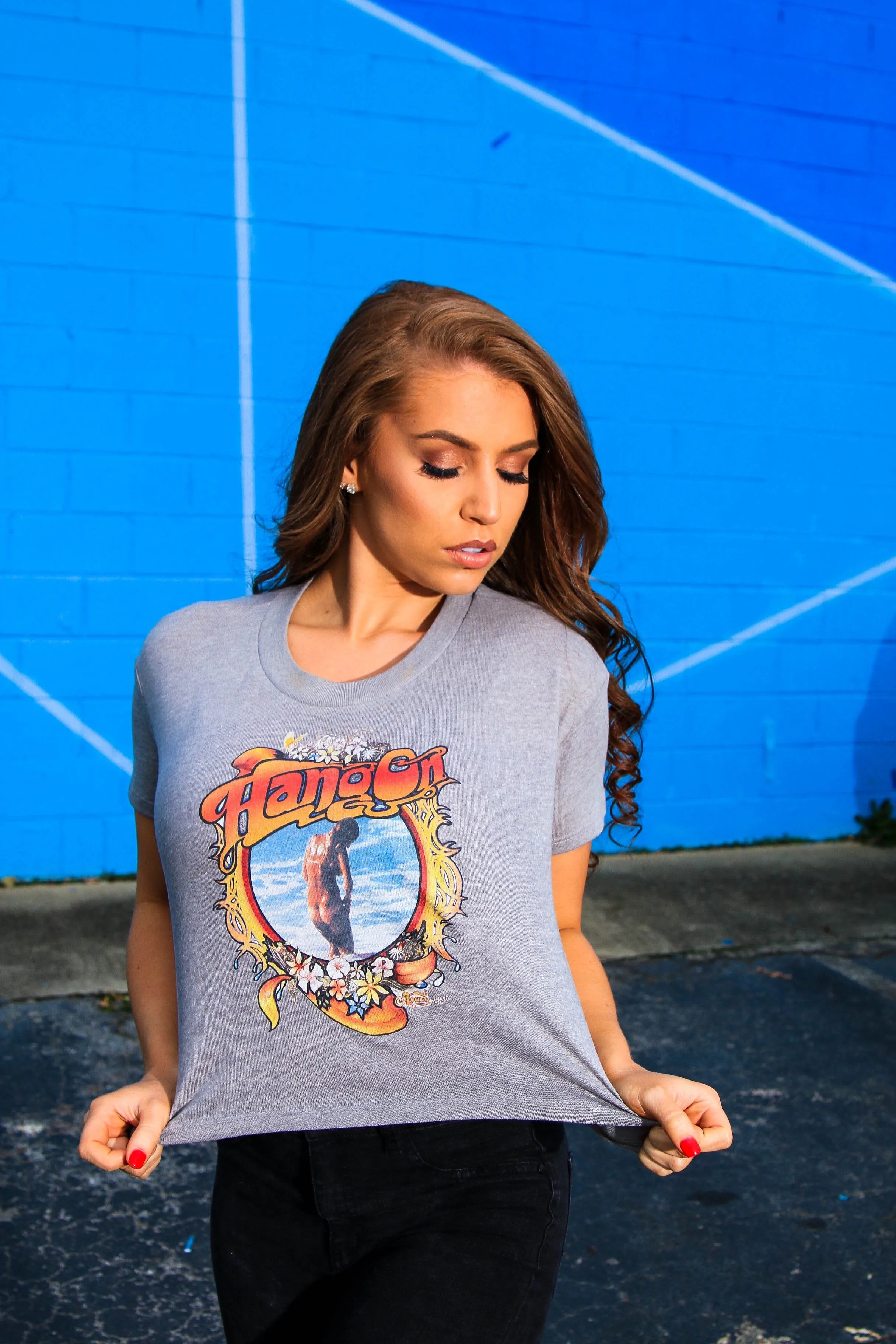 Hang-On Surf | Women's Crop Tee