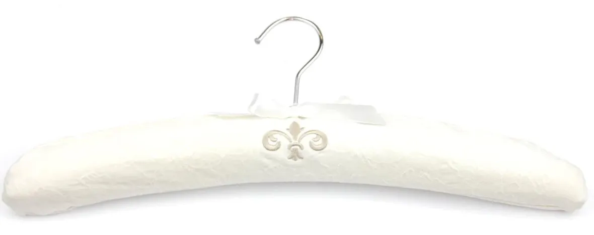 Hanger Fleur De Lis/Accessory Pocket Oat