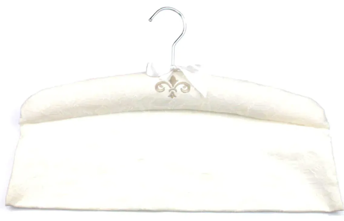 Hanger Fleur De Lis/Accessory Pocket Oat