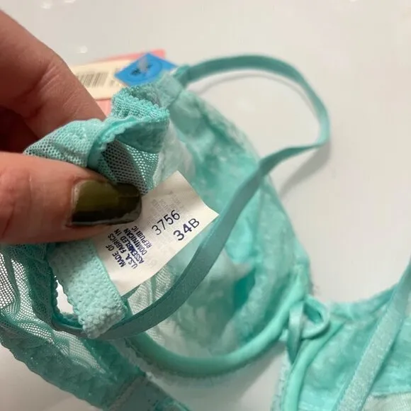 Inclinations Vintage Women's NWT Dead Stock Mint Green Lace Underwire Bra Sz 34B