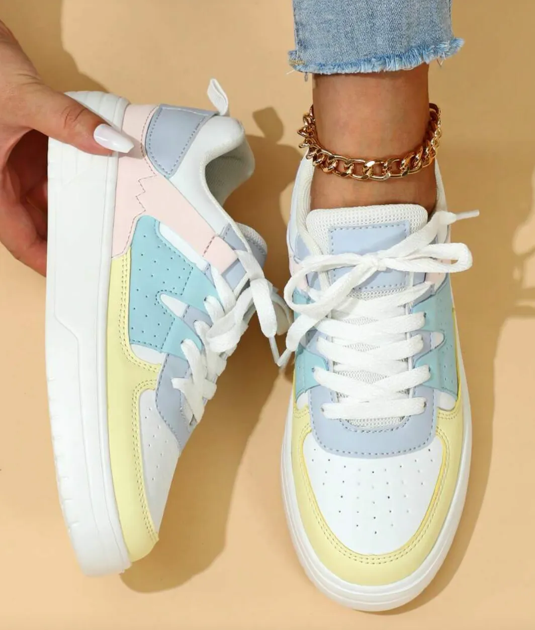 Ivanna® | Fashionable And Comfortable Sports Shoes With A Unique Design