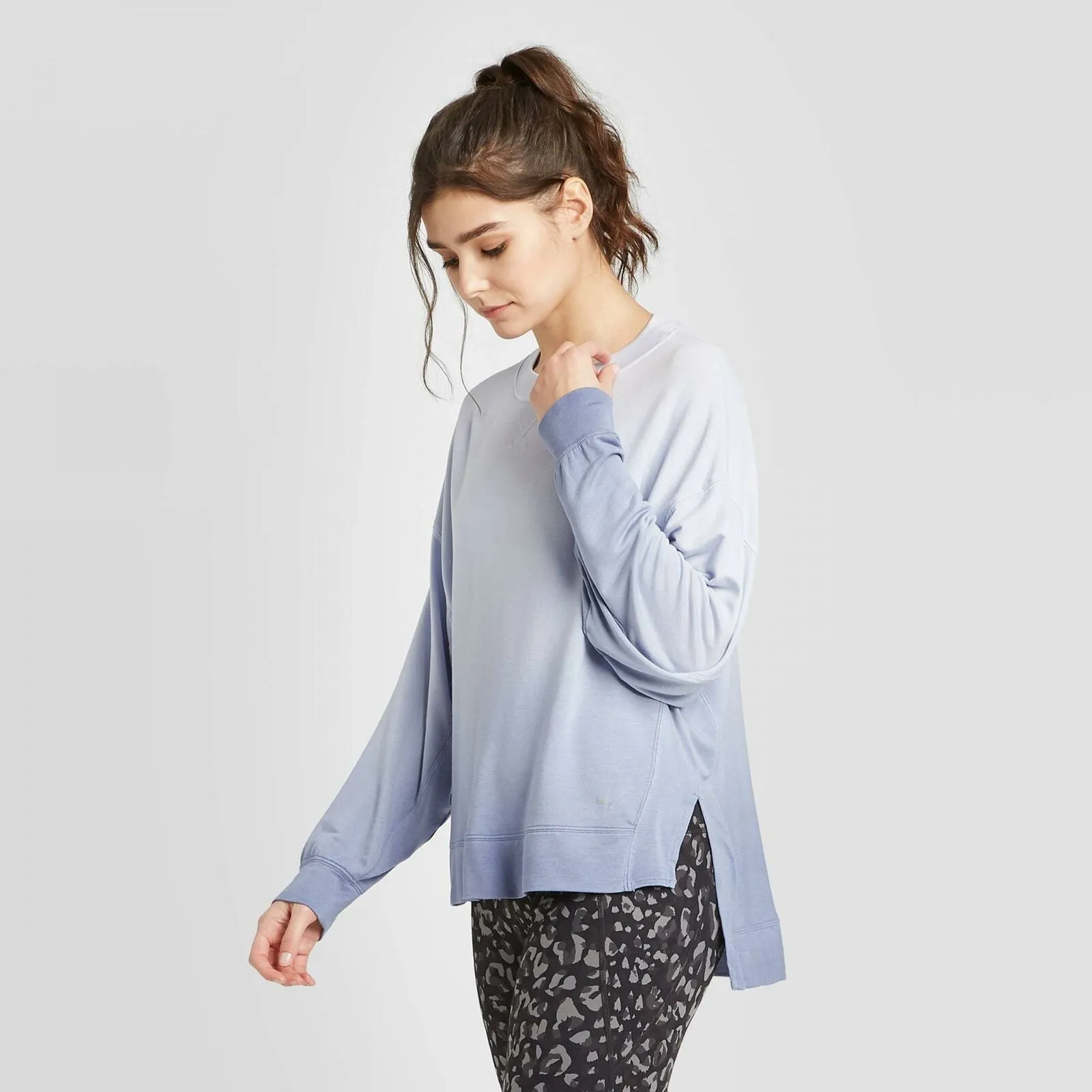 JoyLab Women's Cozy Lightweight Long Sleeve Sweatshirt