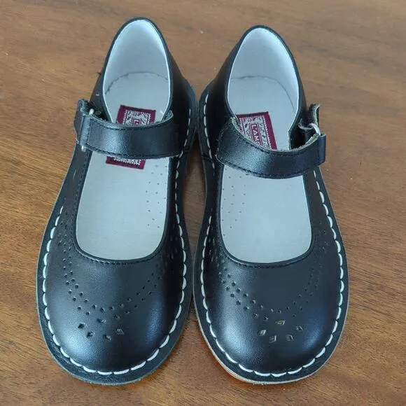 L'AMOUR Girls Classic Black Leather Mary Janes toddler little kids size 9 NEW