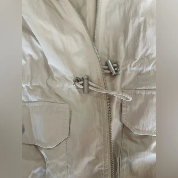 Levi's Women Cotton Lightweight Jacket Large Sand Beige LW1RP575 with Pockets