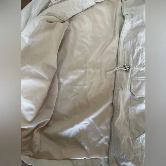 Levi's Women Cotton Lightweight Jacket Large Sand Beige LW1RP575 with Pockets