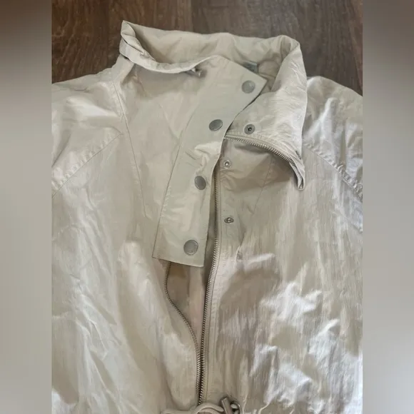 Levi's Women Cotton Lightweight Jacket Large Sand Beige LW1RP575 with Pockets