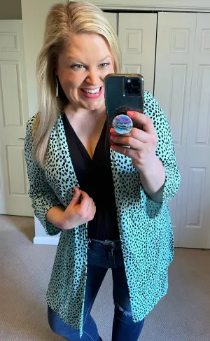 Lightweight Dalmatian Cardigan with Side Slits in Mint