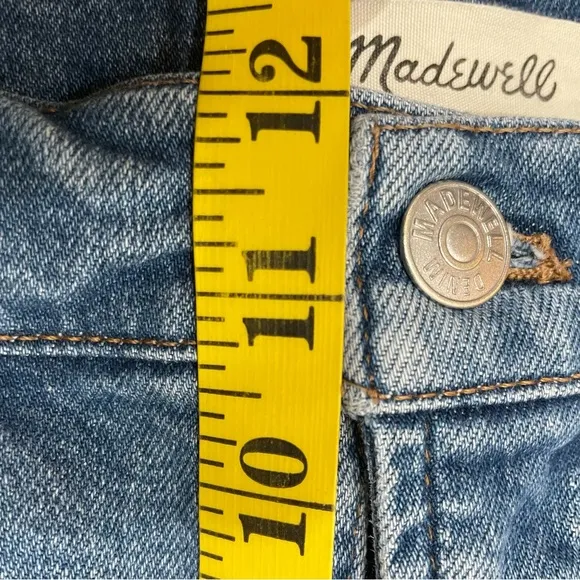 Madewell Women's 30 The Perfect Vintage Jean Distressed Crop High Rise NC328