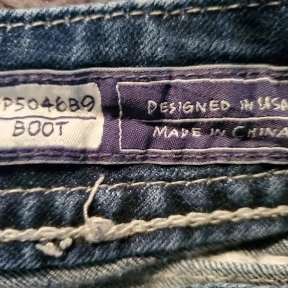 Miss Me Women's  Jeans Size 26-Boot BLING   # The Buckle # Miss Me
