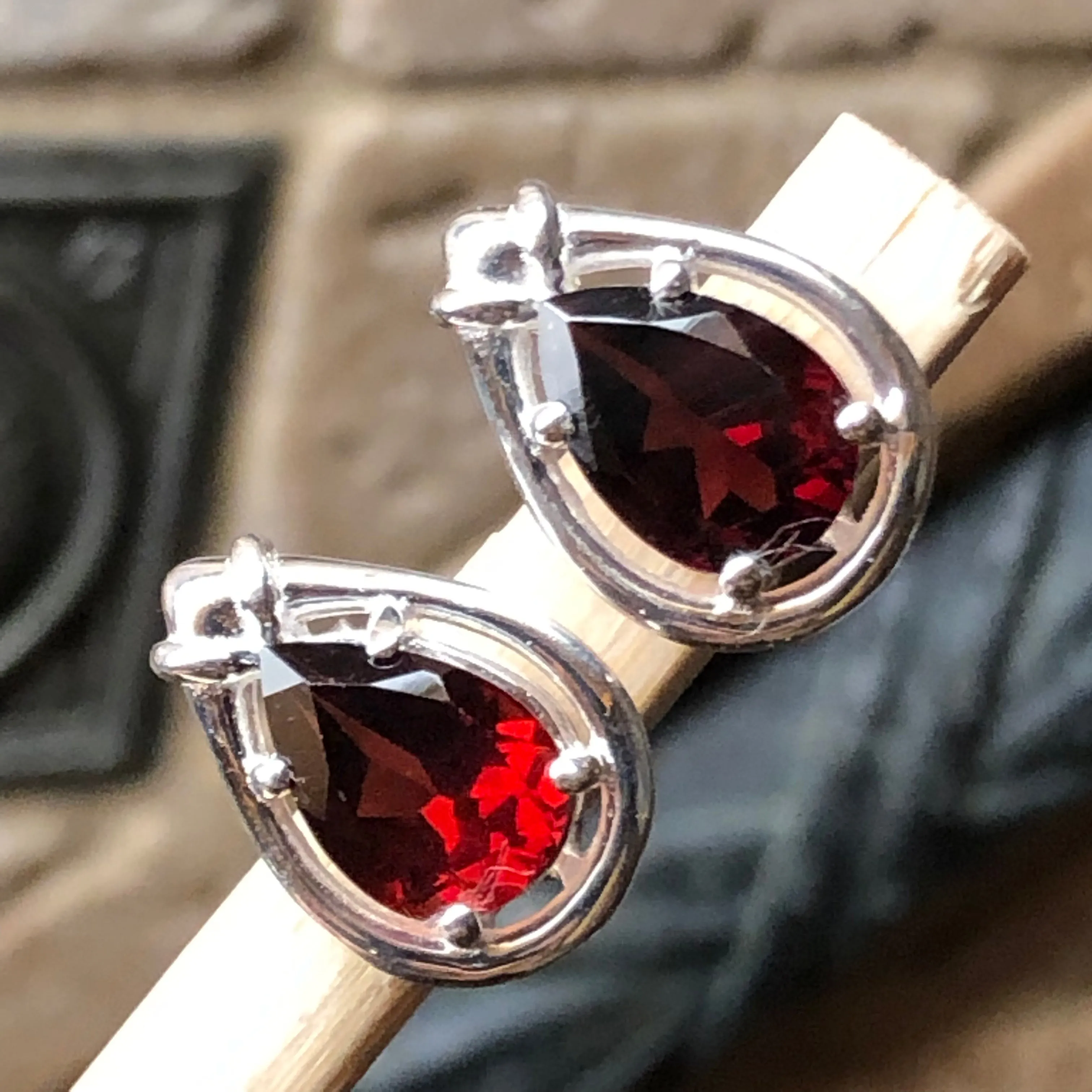 Natual 2ct Pyrope Garnet 925 Solid Sterling Silver Earrings 15mm