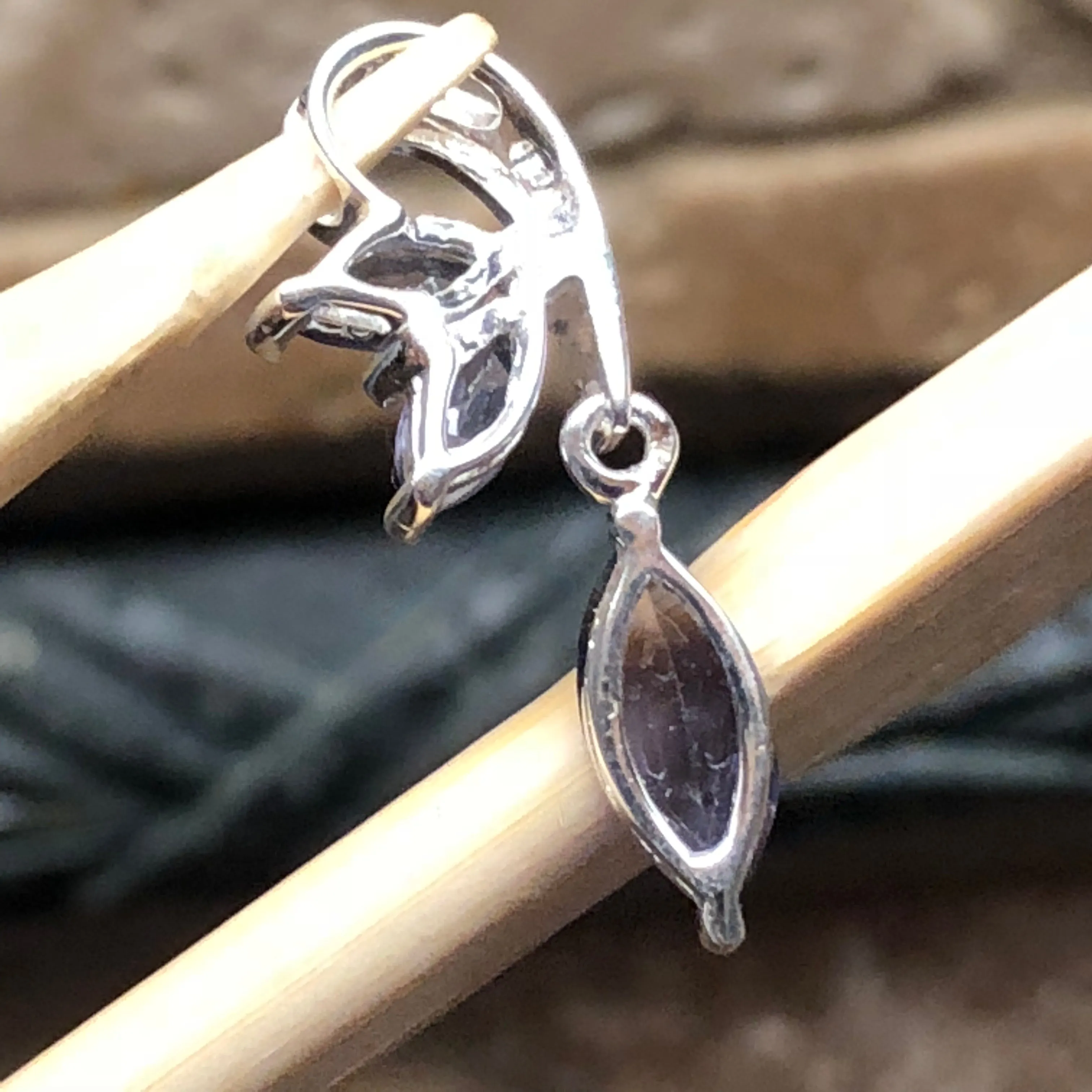 Natural 1ct Iolite 925 Solid Sterling Silver Pendant 22mm