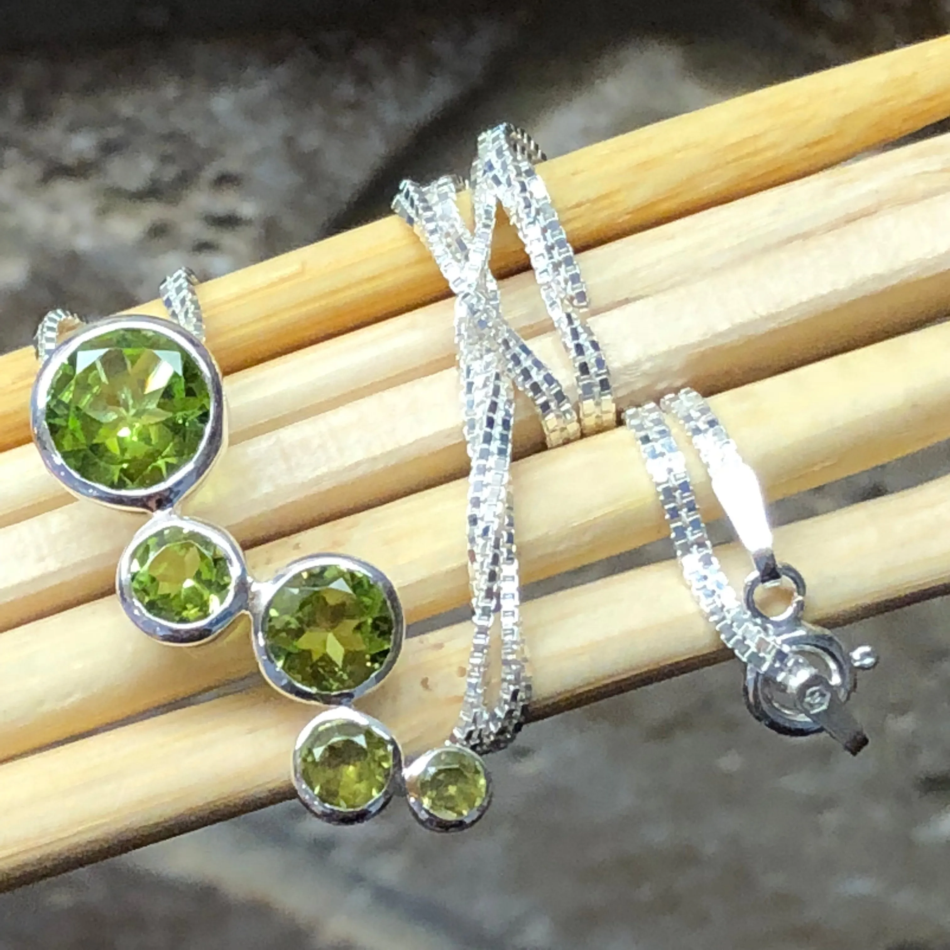 Natural 2.5ct Green Peridot 925 Solid Sterling Silver Pendant Necklace 16"