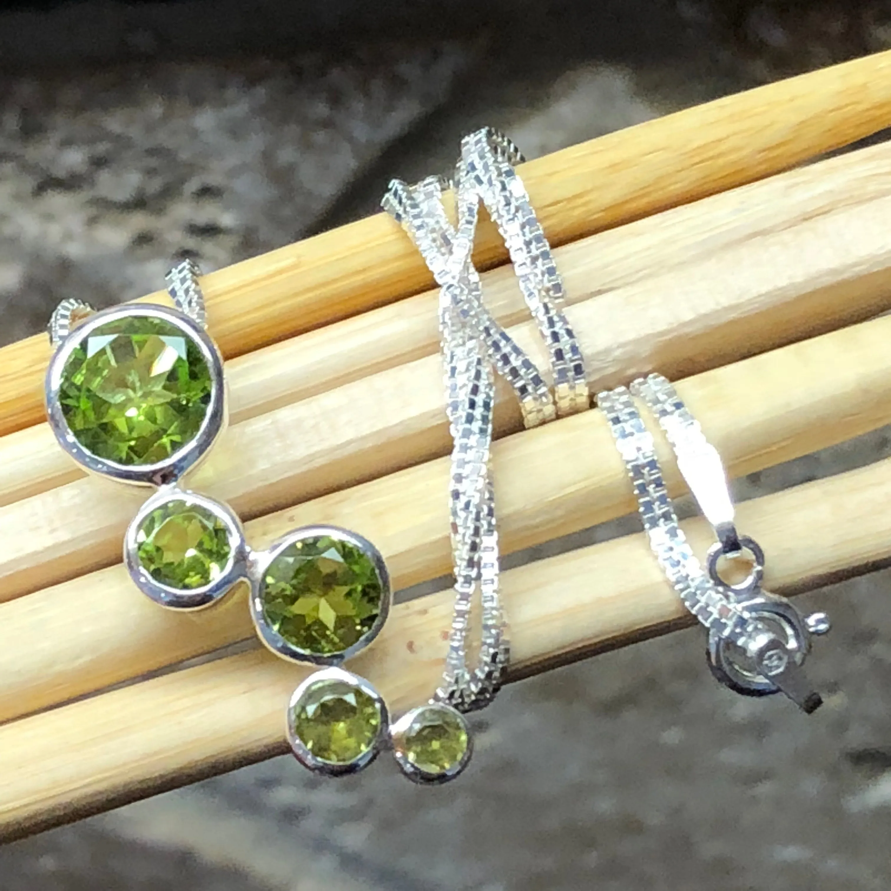 Natural 2.5ct Green Peridot 925 Solid Sterling Silver Pendant Necklace 16"